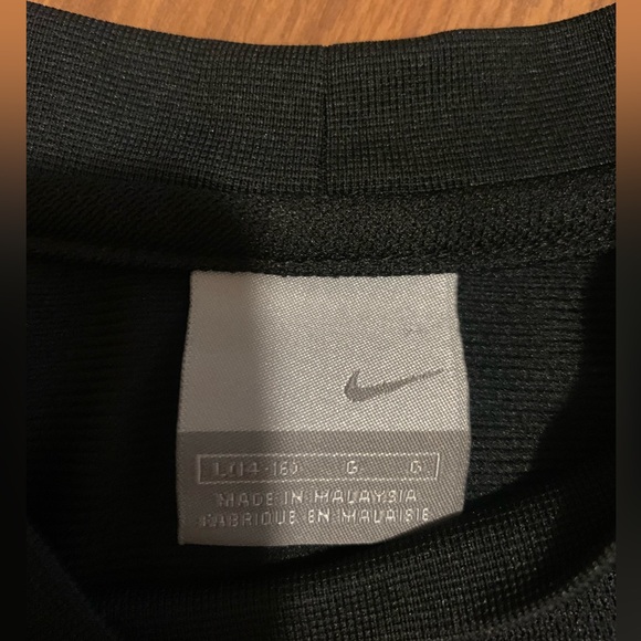 NIKE black and white logo y2k basic crew neck t-shirt - Picture 5 of 8